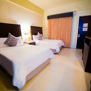 Habitación con Cama King